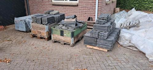 Muldenpan blauw (grijs) met vorsten, Doe-het-zelf en Verbouw, Dakpannen en Dakbedekking, Gebruikt, Dakpannen, Steen of Klei, Blauw