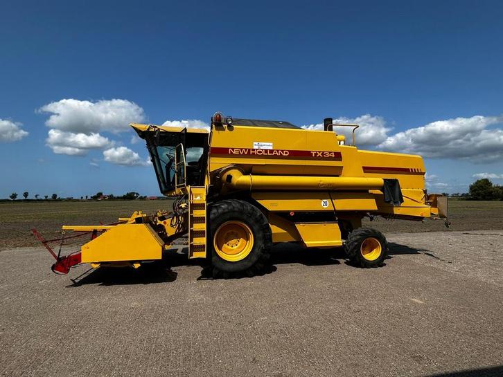 New holland tx 34, Zakelijke goederen, Agrarisch | Werktuigen, Oogstmachine, Ophalen