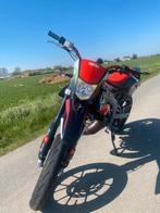 Aprilia sx 50  factory edition, Fietsen en Brommers, Brommers | Derbi, Ophalen, Zo goed als nieuw
