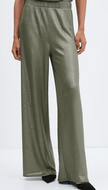 Broek van Mango maat 38. beschikbaar voor biedingen
