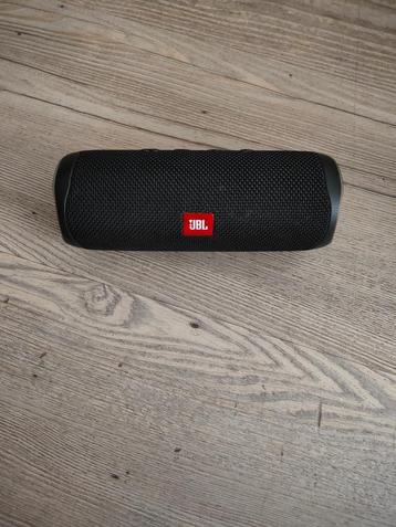 Jbl box beschikbaar voor biedingen