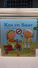 Kas en Saar in het verkeer - Pauline Oud, Nieuw, Ophalen of Verzenden, 2 tot 3 jaar, Uitklap-, Voel- of Ontdekboek