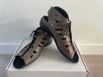 Sandalen van Durea maat 8 (42) G  ZGAN!!, Kleding | Dames, Schoenen, Durea, Beige, Zo goed als nieuw, Sandalen of Muiltjes
