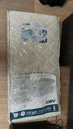 matras ledikant + topper, Kinderen en Baby's, Babywiegjes en Ledikanten, Ophalen, Zo goed als nieuw, Ledikant