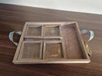 houten dienblad met metalen grepen , 30 x 23,5 cm, Ophalen of Verzenden, Zo goed als nieuw, Vierkant, Hout