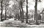 Oudemirdum dorpsgezicht 1957, Verzamelen, Ansichtkaarten | Nederland, Verzenden, 1940 tot 1960, Gelopen, Friesland