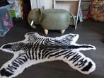 Jungle kamer accessoires 2 krukjes, zebra kleed en knuffels, Kinderen en Baby's, Speelgoed | Knuffels en Pluche, Zo goed als nieuw