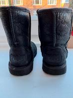 Uggs maat 25 - Zwarte kinderlaarsjes, Ophalen