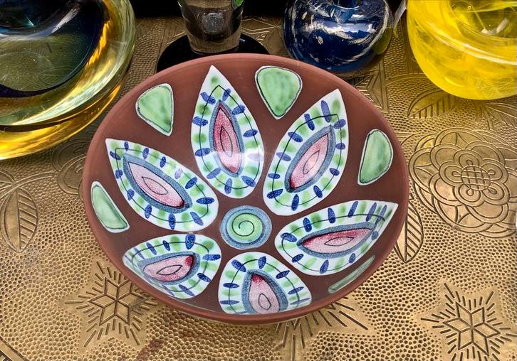 Prachtige aardewerk schaal , Jane Wåhlstedt , Jani Keramik 1, Antiek en Kunst, Antiek | Keramiek en Aardewerk, Ophalen of Verzenden