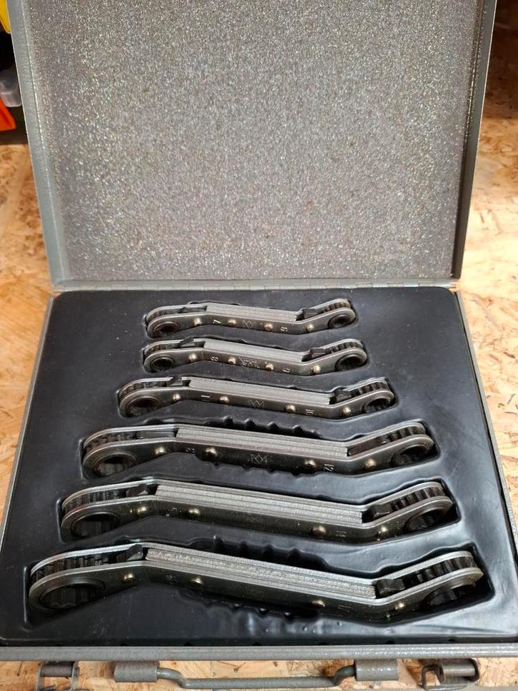 Ringratelset in Koffer, Doe-het-zelf en Verbouw, Gereedschap | Handgereedschap, Gebruikt, Ophalen