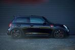 Mini Mini 2.0 Cooper S / Forged / 400+ PK / Pano / Aut / JCW, Auto's, Mini, 1998 cc, Gebruikt, 4 stoelen, Leder en Stof