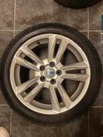 winterband volvo 235/45 R17, Banden en Velgen, 17 inch, 235 mm, Winterbanden