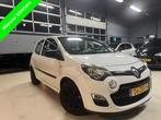 Renault Twingo 1.2 16V Authentique Cruisecontrol Bluetooth, Gebruikt, 4 cilinders, 4 stoelen, Wit