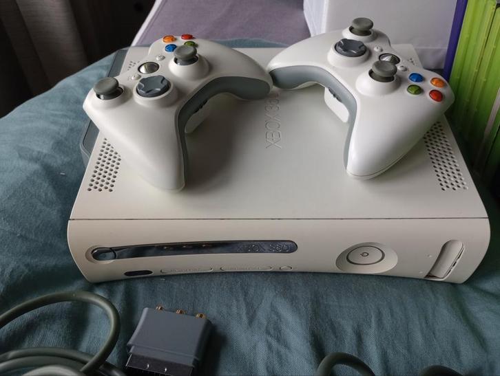 Xbox 360 Pro Console System met Kinect en 20 spellen, Spelcomputers en Games, Spelcomputers | Xbox 360, Gebruikt, 60 GB, Ophalen