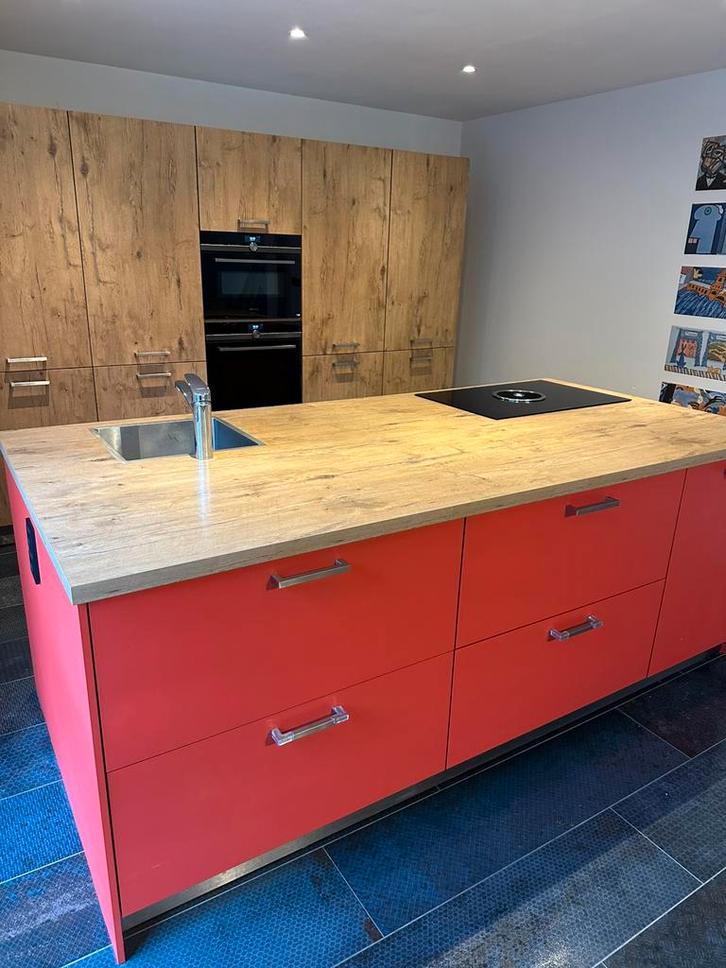 Keuken, Huis en Inrichting, Keuken | Complete keukens, Gebruikt, Overige typen, Overige kleuren, Kunststof, Met kookeiland, Ophalen