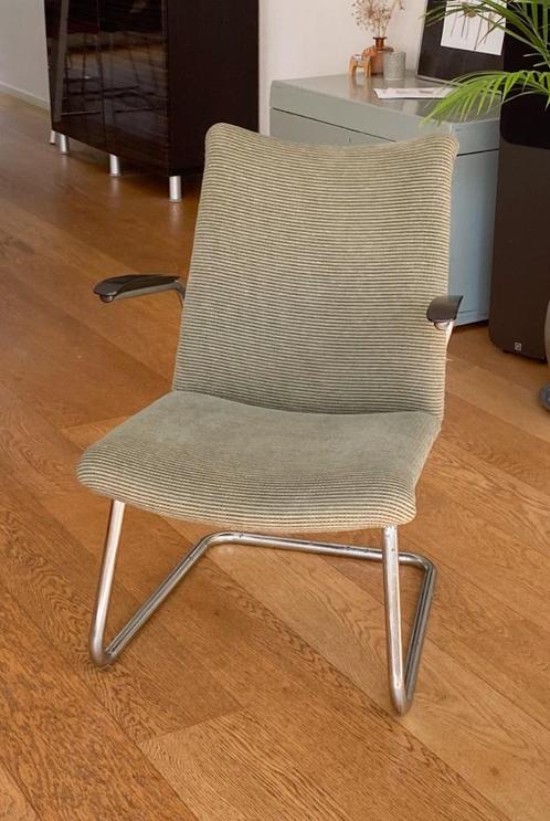 Fauteuil 4014 De Wit 2 stuks prijs voor beide, Huis en Inrichting, Fauteuils, Gebruikt, Metaal, Stof, 50 tot 75 cm, Minder dan 75 cm