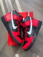 Nike Dunk High GS “Deadpool” Nieuw in doos, Schoenen, Nieuw, Ophalen of Verzenden, A