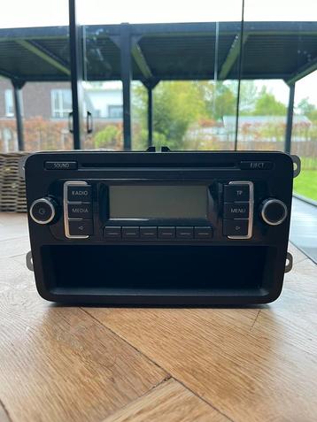 Originele Autoradio volkswagen beschikbaar voor biedingen