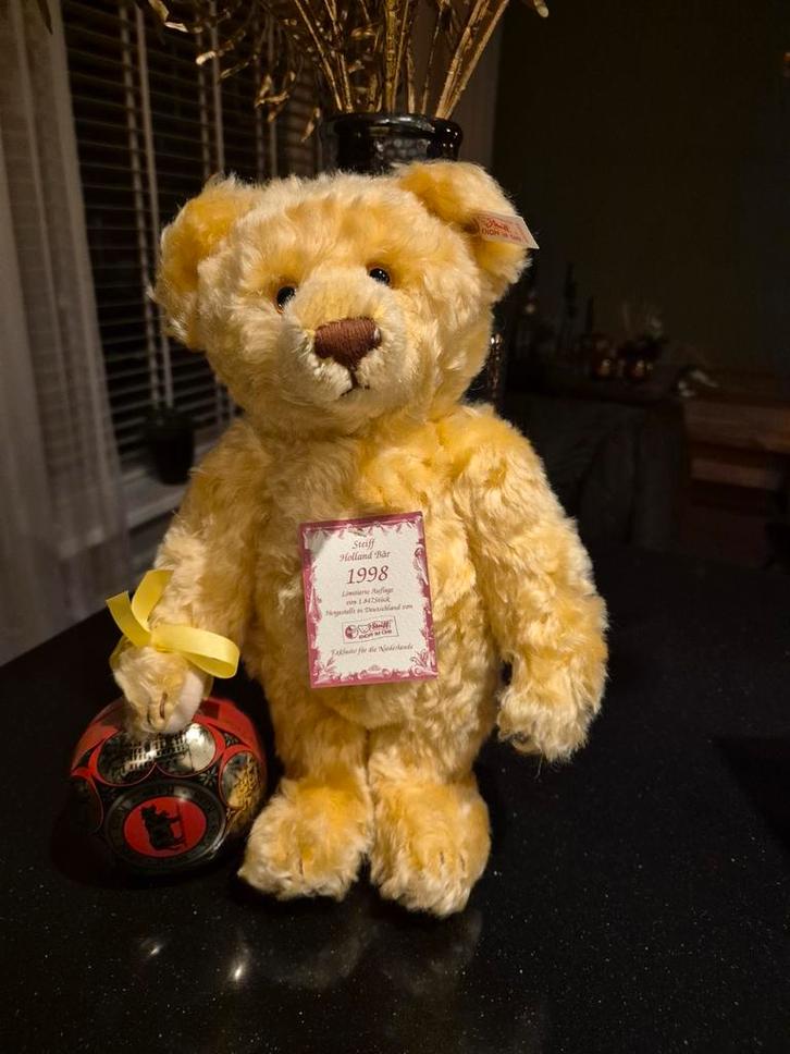 Steiff Holland Beer 1998, Verzamelen, Beren en Cherished Teddies, Zo goed als nieuw, Stoffen beer, Steiff, Ophalen of Verzenden