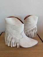 Nieuw! Babouche Suede Laarsjes Franjes 41, Kleding | Dames, Beige, Lage of Enkellaarzen, Nieuw, Ophalen of Verzenden