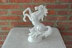 Vintage Beeld van Steigerende Witte Schimmel, Ophalen of Verzenden