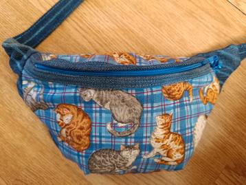 Katten Heuptasje  beschikbaar voor biedingen