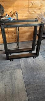 2 metalen industriële bartafel poten, Huis en Inrichting, Ophalen of Verzenden, Zo goed als nieuw, Rechthoekig, 50 tot 100 cm