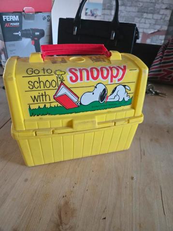 Vintage Snoopy Lunchbox beschikbaar voor biedingen