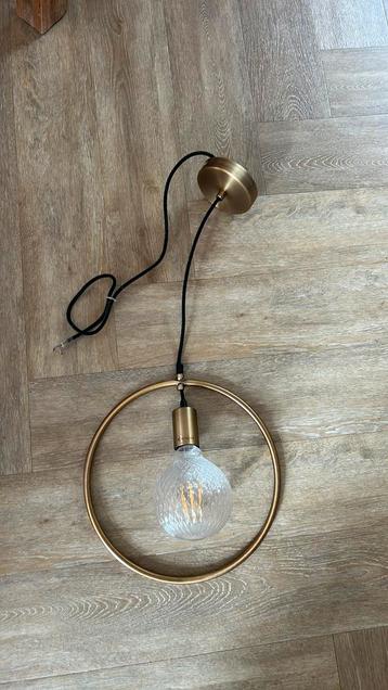 Hanglamp beschikbaar voor biedingen