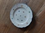 Te koop gevraagd, Petit rose van Zeller royal, Huis en Inrichting, Keuken | Servies, Ophalen of Verzenden, Porselein, Overige stijlen