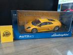 1:18 Lamborghini Murcielago geel, F, Auto, Autoart, Nieuw