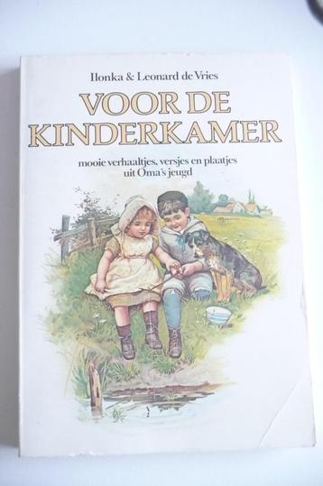 BOEK VOOR DE KINDERKAMER , MOOIE VERH,VERSJES EN PLAATJES beschikbaar voor biedingen
