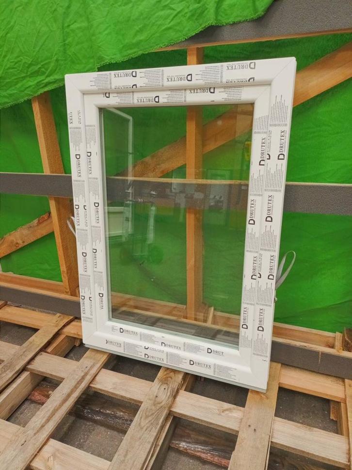 Kunststof Draaikiep kozijn  b82 x h113 cm Wit  -2401-, Doe-het-zelf en Verbouw, Kozijnen en Schuifpuien, Zo goed als nieuw, Raamkozijn