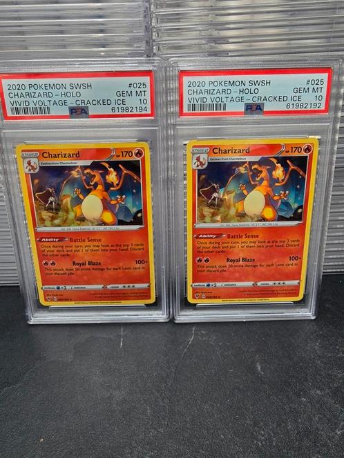 2020 Charizard Holo Vivid Voltage Cracked Ice #025 PSA 10, Hobby en Vrije tijd, Verzamelkaartspellen | Pokémon, Zo goed als nieuw