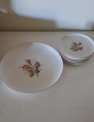 Classic Rose Collection - Serveerschaal met 6 petit-four sch beschikbaar voor biedingen
