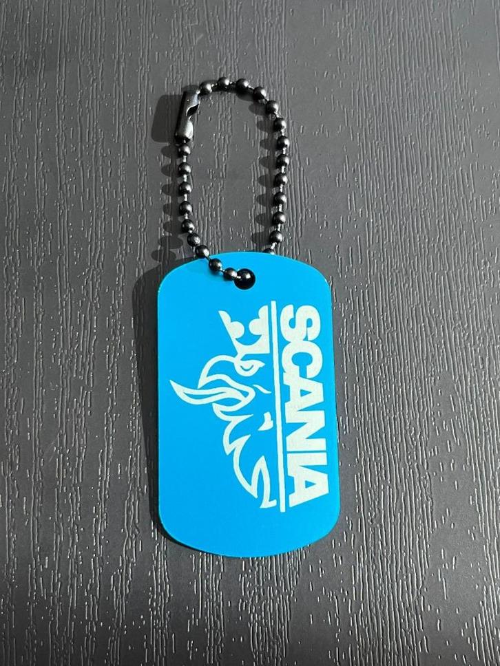 Scania metalen sleutelhanger licht blauw vrachtwagen trucker, Verzamelen, Sleutelhangers, Nieuw, Merk, Ophalen of Verzenden