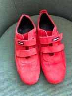 Lumberjack, ZGAN rood suède schoenen mt 38., Kleding | Dames, Schoenen, Ophalen of Verzenden, Lumberjack, Rood, Sneakers of Gympen