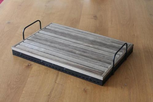 Snijplank, broodplank, serveerplank hout + metalen opvangbak, Huis en Inrichting, Keuken | Keukenbenodigdheden, Nieuw, Ophalen of Verzenden