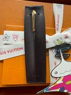 LOUIS VUITTON Leather Etui for Pen - Pen holder - Brown, Ophalen of Verzenden, Gebruikt, Overige typen, Overige merken