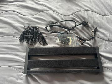 Harley Benton Spaceship 50M Power, ingebouwde power supply beschikbaar voor biedingen