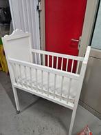 Bopita ledikant/wiegje met matras en wieltjes, Ophalen, Gebruikt, Ledikant