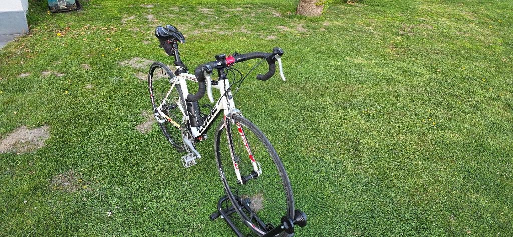 Cube CMPT Peloton koersfiets, Aluminium, Zo goed als nieuw, Dames, Meer dan 20 versnellingen