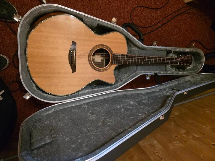 Furch Red Deluxe GC SR with LR Baggs pro, Muziek en Instrumenten, Snaarinstrumenten | Gitaren | Akoestisch, Zo goed als nieuw