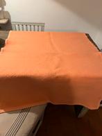 DEKEN WOL ABRIKOOSORANJE LEDIKANT KIN BED, Ophalen of Verzenden, Gebruikt, 100 cm of meer, Deken