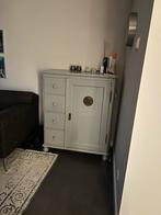 Kast in goede staat, Ophalen