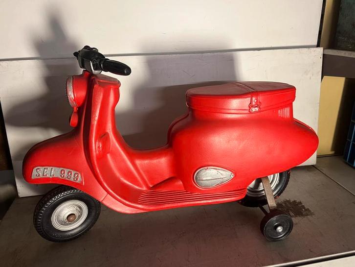 Oude speelgoed scooter vintage, Kinderen en Baby's, Speelgoed | Buiten | Voertuigen en Loopfietsen, Gebruikt, Loopvoertuig, Ophalen