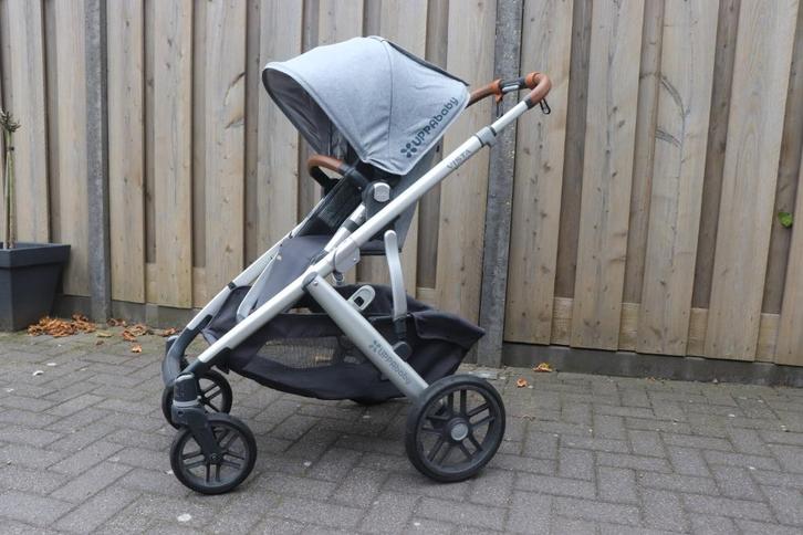 UPPAbaby Vista V2 Grecory -zeer Complete set-, Kinderen en Baby's, Kinderwagens en Combinaties, Zo goed als nieuw, Combiwagen