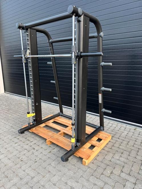 Technogym Multipower Smith machine ! Nieuwste model!!, Sport en Fitness, Fitnessmaterialen, Zo goed als nieuw, Overige typen, Ophalen