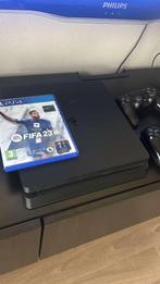 PS4 slim 500GB met Fifa 23, Spelcomputers en Games, Met 2 controllers, Ophalen of Verzenden, Zo goed als nieuw, Slim