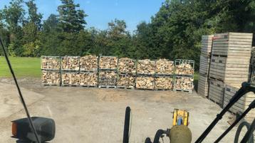 Haardhout te koop. beschikbaar voor biedingen